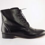 Botin plano acordonado negro 8651/42