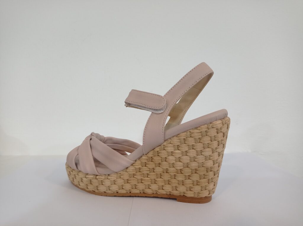 cu-a-de-rafia-alta-nudos-nude-elda-shoes