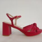 Sandalia nudos roja