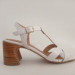 Sandalia tira central blanca 42432