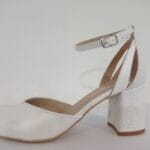 Zapato punta redonda y pulsera al tobillo pala 7B