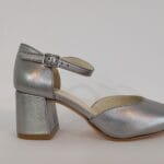 Zapato punta cuadrada y pulsera plata vieja 802 c