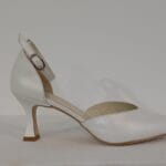Zapato punta con pulsera gilda nacar novia