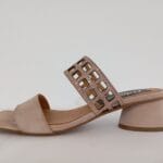 Sandalia en zueco con tira de pedreria nude 27957