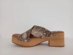 Sandalia en zueco cruzado serpiente 002 - Imagen 4