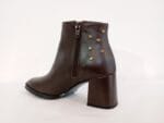 Botin cremallera tachas chocolate Lara - Imagen 3